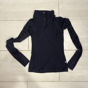 Lululemon running shirt